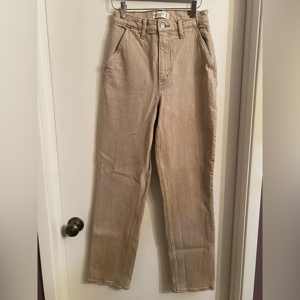 Abercrombie & Fitch 90’s Ultra High Rise Straight Leg Jeans - Picture 4 of 8